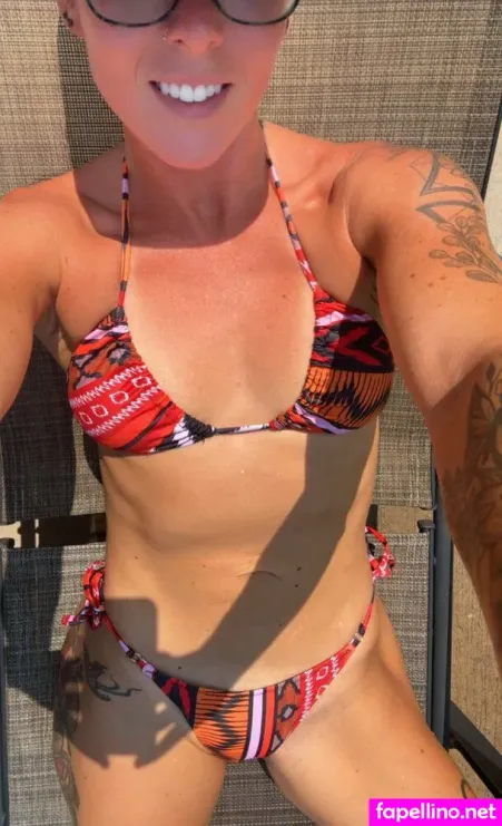 Renee From Reddit OnlyFans Thumbnail #kHwh5FZDKD