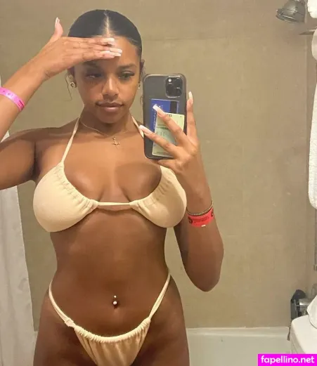 Renee Hadley OnlyFans Thumbnail #X2qwp2jrRl