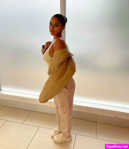 Renee Hadley OnlyFans Thumbnail #dEpbI7ghak