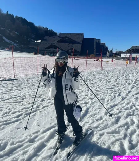 Renee Hadley OnlyFans Thumbnail #xGJPZLTAq9