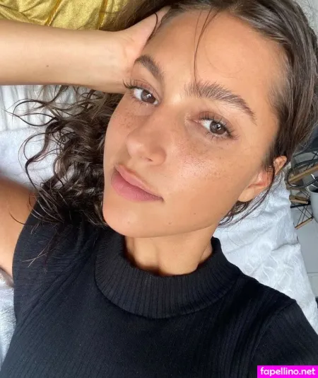 Renee Maudlena Noe OnlyFans Thumbnail #5gtfR4PoM5