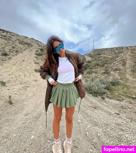 Renee Maudlena Noe OnlyFans Thumbnail #EYtg4Gvhwu