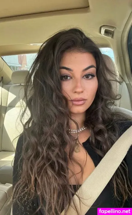 Renee Monaco OnlyFans Thumbnail #4RKiaUYtGk