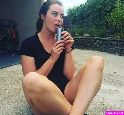 Renee Somerville OnlyFans Thumbnail #TbmJSCdYvv