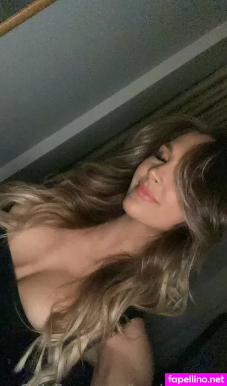 Renee Wynter OnlyFans Thumbnail #raSxiEhoby