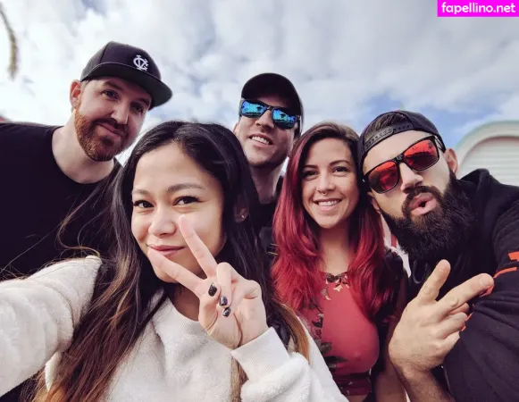 Renee OnlyFans Thumbnail #KJuIzU9X6y