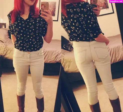 Renee OnlyFans Thumbnail #LfLhXHm27w