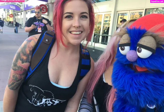 Renee OnlyFans Thumbnail #iwsfEhRVay