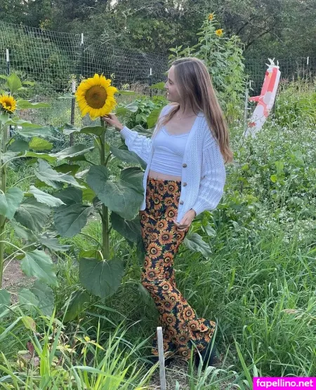 Reneealeja OnlyFans Thumbnail #PbIfEQnIrd