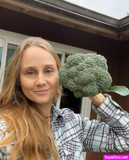 Reneealeja OnlyFans Thumbnail #YTun5Qfgut