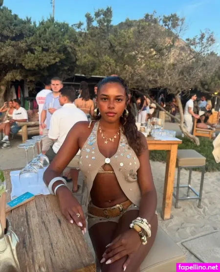 Reneehadlley OnlyFans Thumbnail #5Ke3r4bx7i