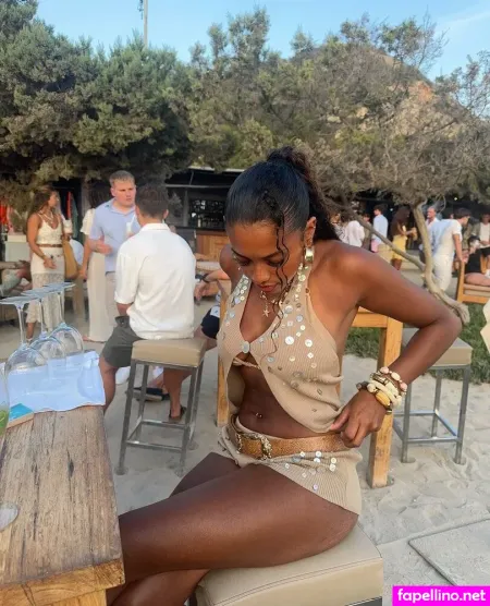 Reneehadlley OnlyFans Thumbnail #5lEoh5DaCw