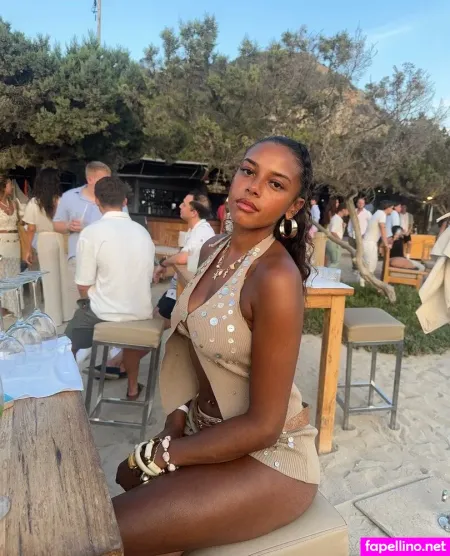 Reneehadlley OnlyFans Thumbnail #JHepAwsDIK