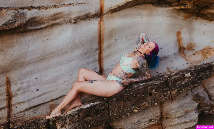 Reneekpriv OnlyFans Thumbnail #CVJiHEDb1W