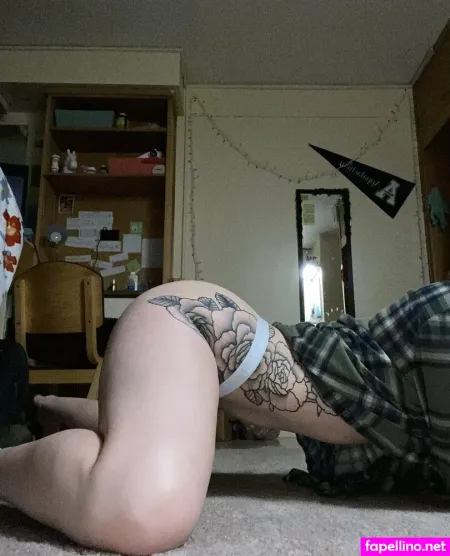 Reneeprentice1 OnlyFans Thumbnail #UTRydvjSZO