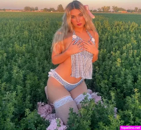 Renel1e OnlyFans Thumbnail #mNOTpLdV3s