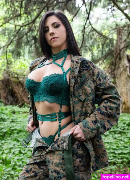 Reneluxe OnlyFans Thumbnail #6pGOg6CGLH