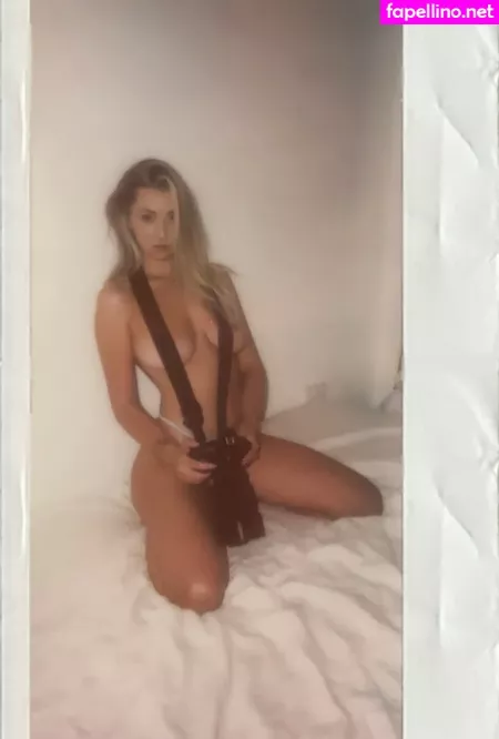 Renlouisebird OnlyFans Thumbnail #p7FD5AgyES