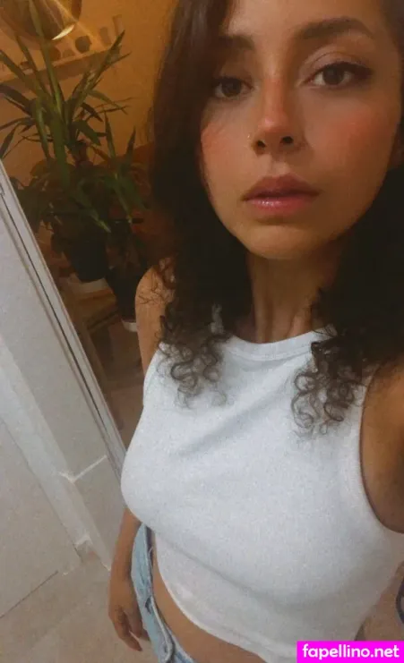 Renne Miau OnlyFans Thumbnail #WfhZkh6IaF