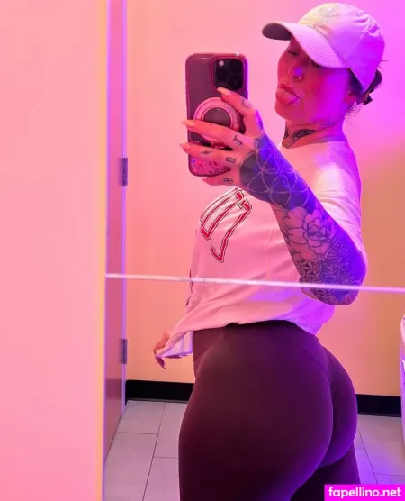 Rennraunchyteaser OnlyFans Thumbnail #IDBzwmpCAb