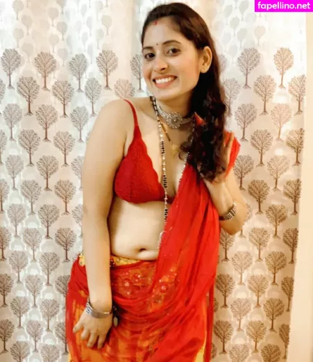 Renu Chandra OnlyFans Thumbnail #Lal6U5Wj17