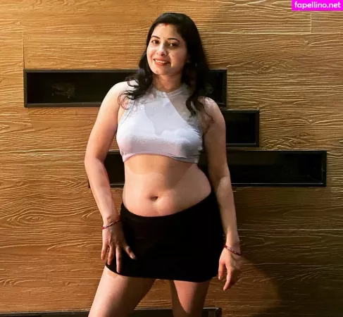 Renu Chandra OnlyFans Thumbnail #iGpicSbU5n