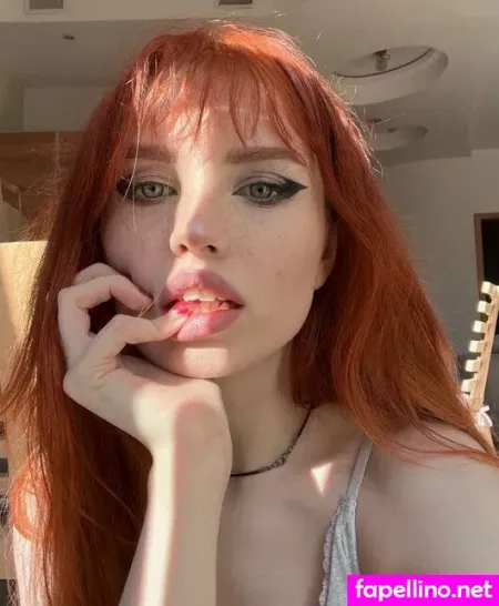 Request Lunaredhead OnlyFans Thumbnail #rr5gjjpkHt