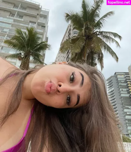 Rere Schneider OnlyFans Thumbnail #O0rVZFM1SB