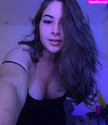 Rere Schneider OnlyFans Thumbnail #dUrhsr37xo