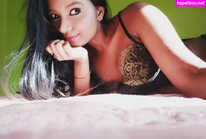 Resha Antony OnlyFans Thumbnail #U7b1QSGzig