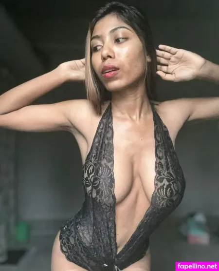 Reshu U OnlyFans Thumbnail #0ISXfBwnGp