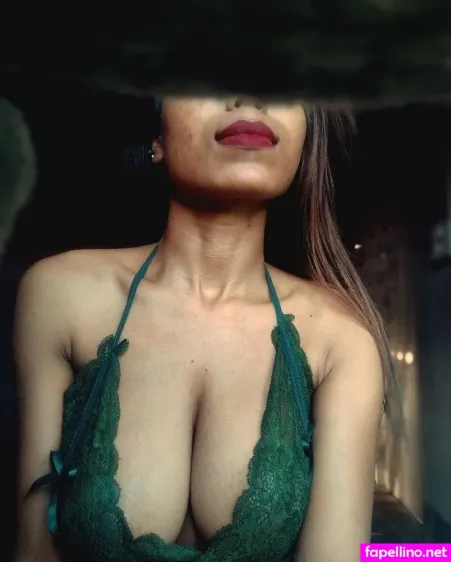 Reshu U OnlyFans Thumbnail #0rkYLKU0An
