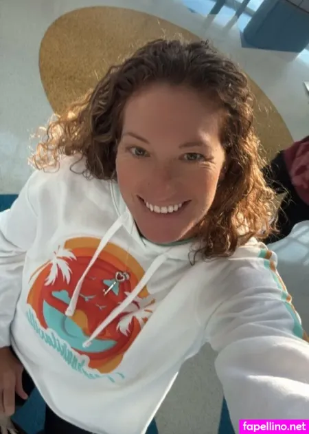 Revelcove OnlyFans Thumbnail #3gDHI4MTvx