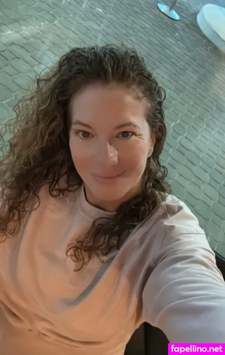 Revelcove OnlyFans Thumbnail #L07E8k422Z