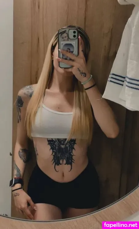 Reveof OnlyFans Thumbnail #hDBzg6lV7A