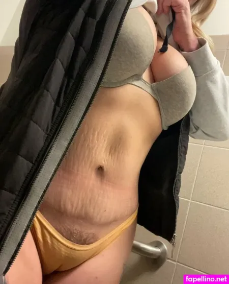 Rexy Phoenix OnlyFans Thumbnail #Nx6UYPx89x