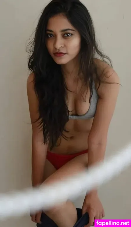 Reya Ghosh OnlyFans Thumbnail #0MUCsjOgoH