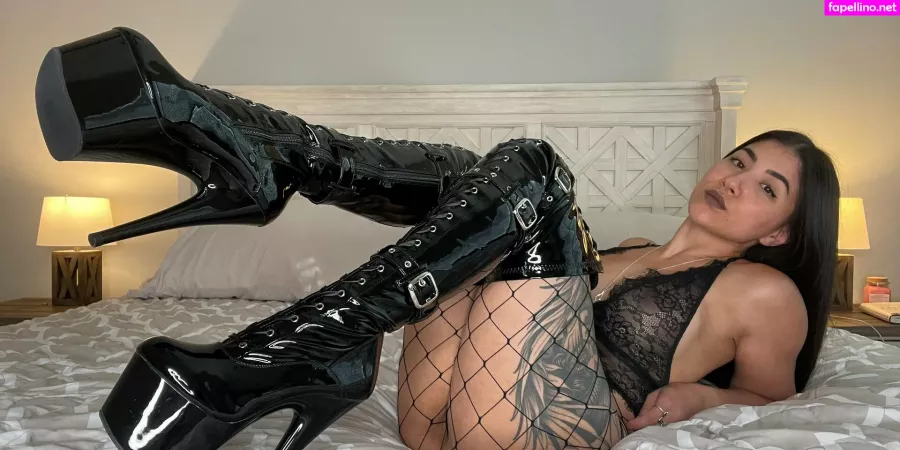 Reyareign OnlyFans Thumbnail #A63a77BLHi