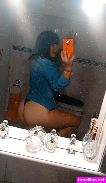 Reyna Mom0 OnlyFans Thumbnail #fOh8xnHSP1