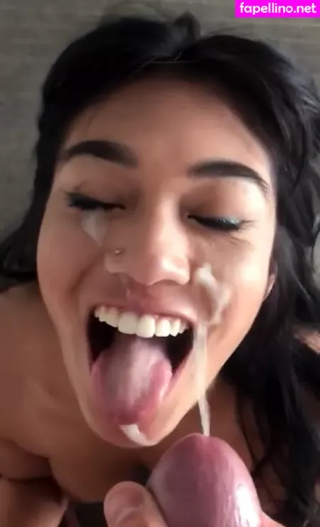 Reyna Morena OnlyFans Thumbnail #0SqhBxYWKu