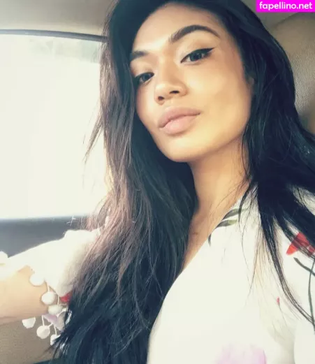 Reyna Morena OnlyFans Thumbnail #csnmn3rUSW