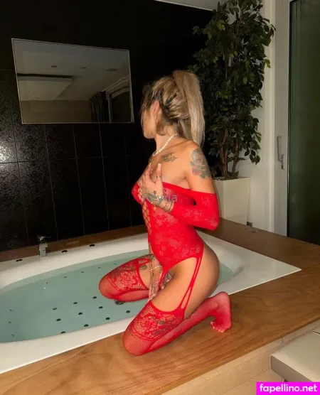 Reyna Q OnlyFans Thumbnail #SkOW1a4O5i
