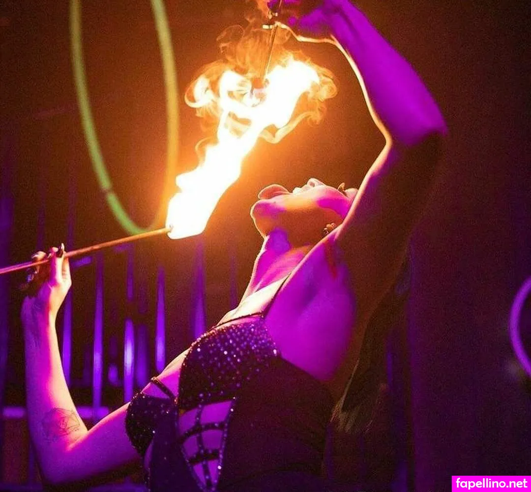 rhapsodyblue, rhapsodyburlesque Nude Leaked OnlyFans Photo #wfia3IDAfY