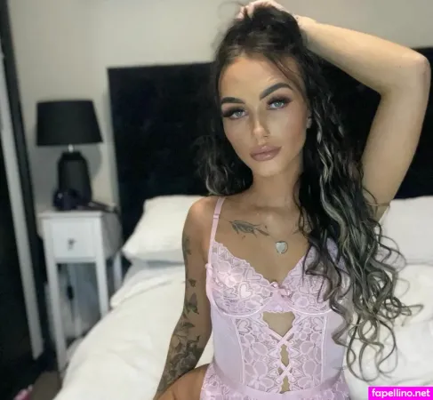 Rhe Elizabethxox OnlyFans Thumbnail #Xm1q7G2IQs