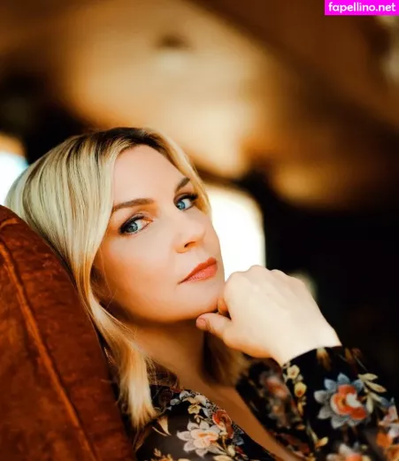 Rhea Seehorn OnlyFans Thumbnail #t2H66jT6jw