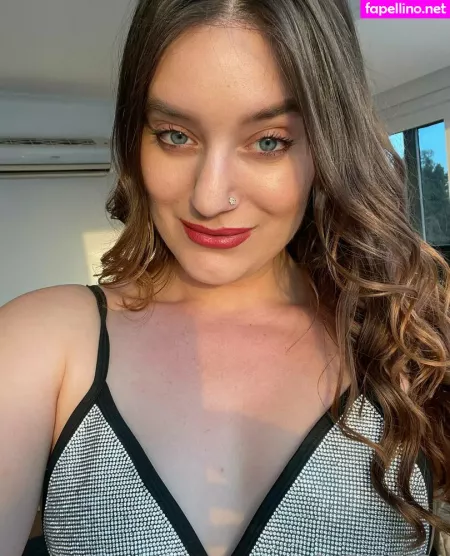 Rheaazorafree OnlyFans Thumbnail #e8M3Ph7sLb