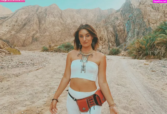 Rheaazorafree OnlyFans Thumbnail #oJHPbsg36S