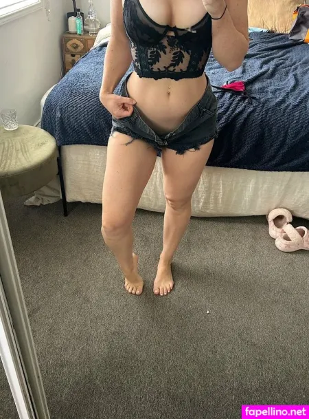 Rhee1993 OnlyFans Thumbnail #91zExMmXWy
