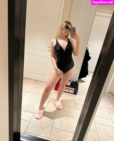 Rheiaa OnlyFans Thumbnail #ynebR7VXfA