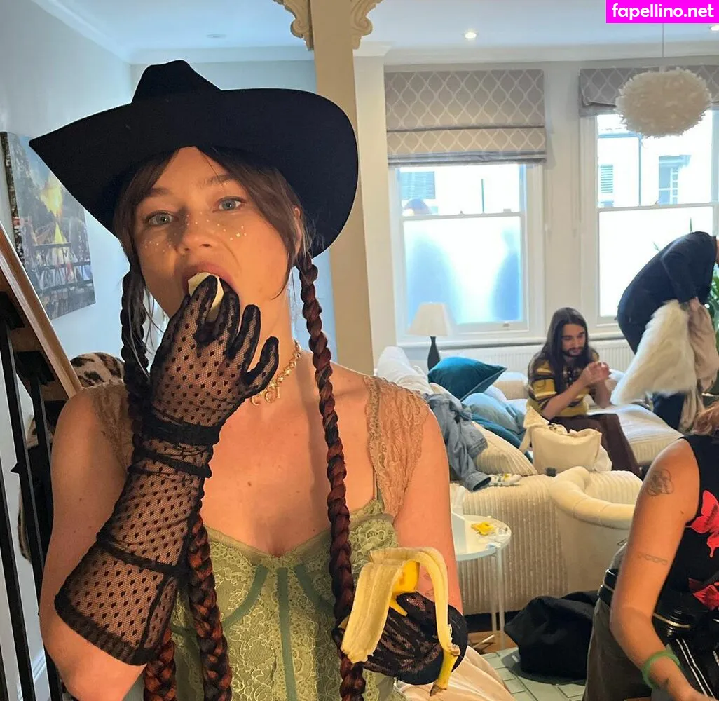 rhianteasdale Nude Leaked OnlyFans Photo #9p6TvNsD2b